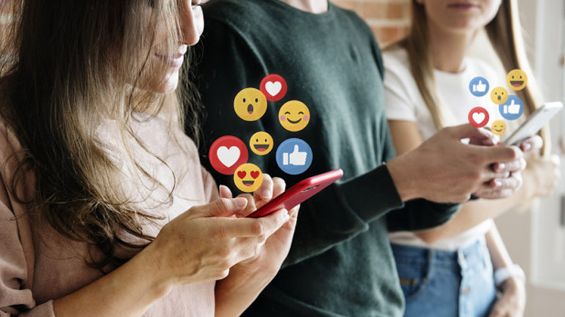 اینفلوئنسر (influencer)