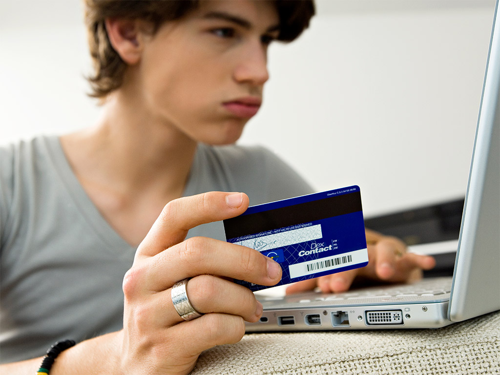 تفاوت حساب های پرسونال و پریمیر